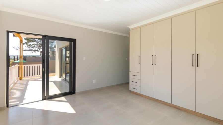 3 Bedroom Property for Sale in Reebok Western Cape